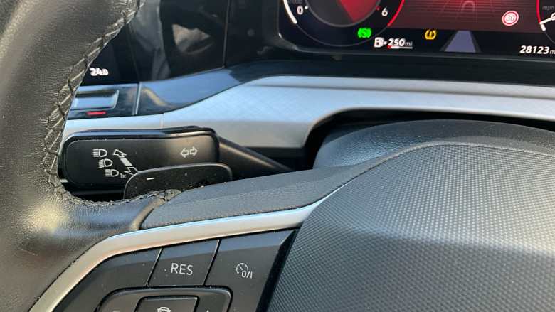 Volkswagen Golf 2.0 TDI Life 5dr DSG Diesel Hatchback